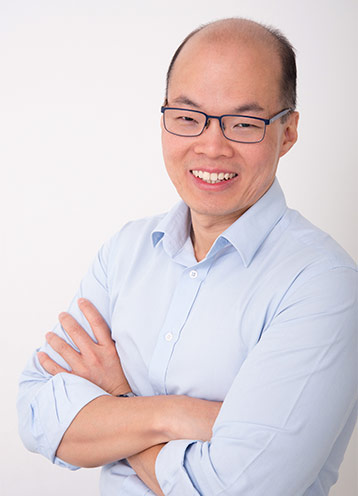 Dr. Charles En Loon Yong