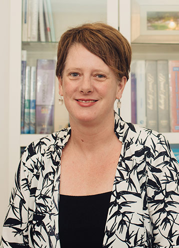 Dr. Emma Secomb